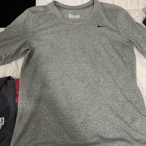 Nike Sri fit shirt